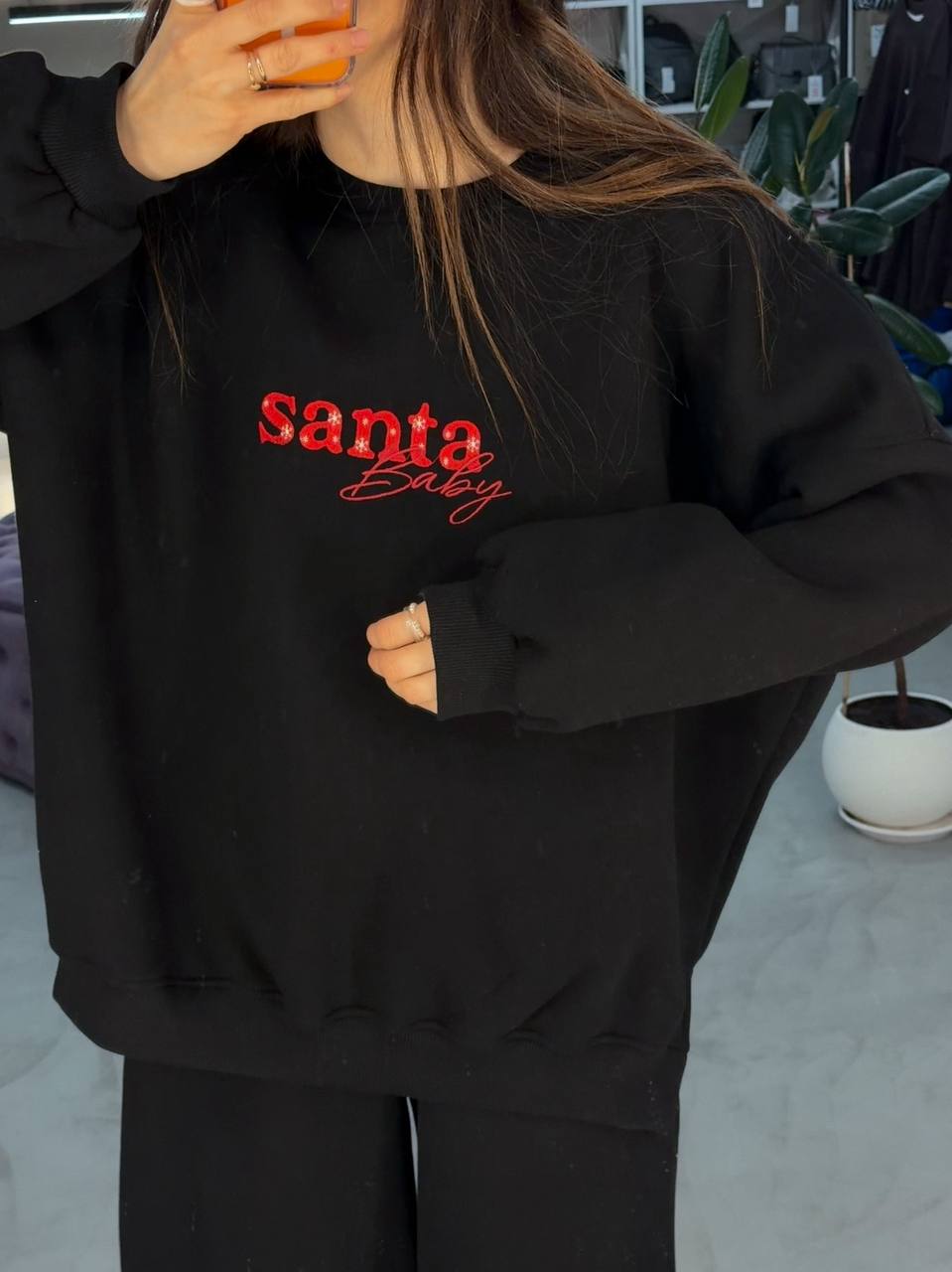 Світшот на флісі чорний з вишивкою Santa Baby