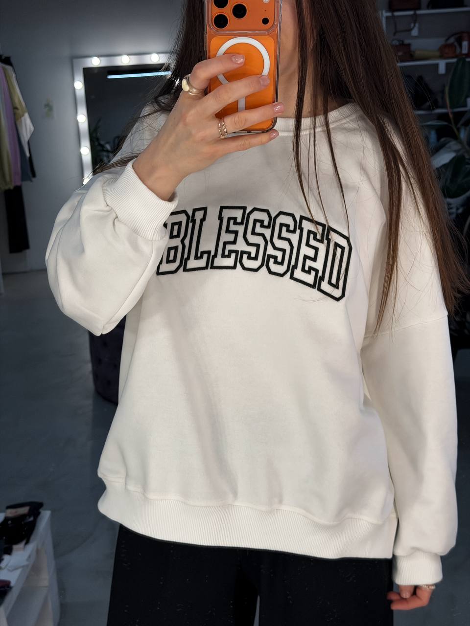 Світшот шампань blessed обʼємна вишивка чорна - Зображення 9